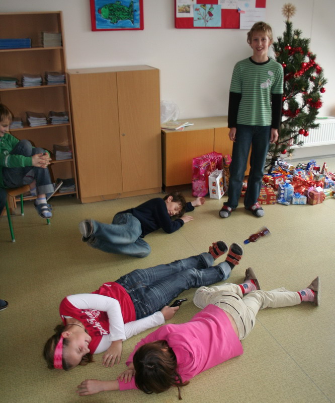 hudební divadelní spolek......